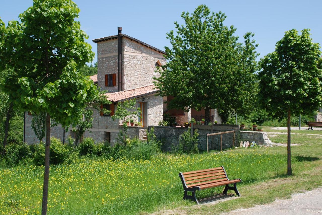 Casale La Torretta Bed & Breakfast Norcia Exterior photo