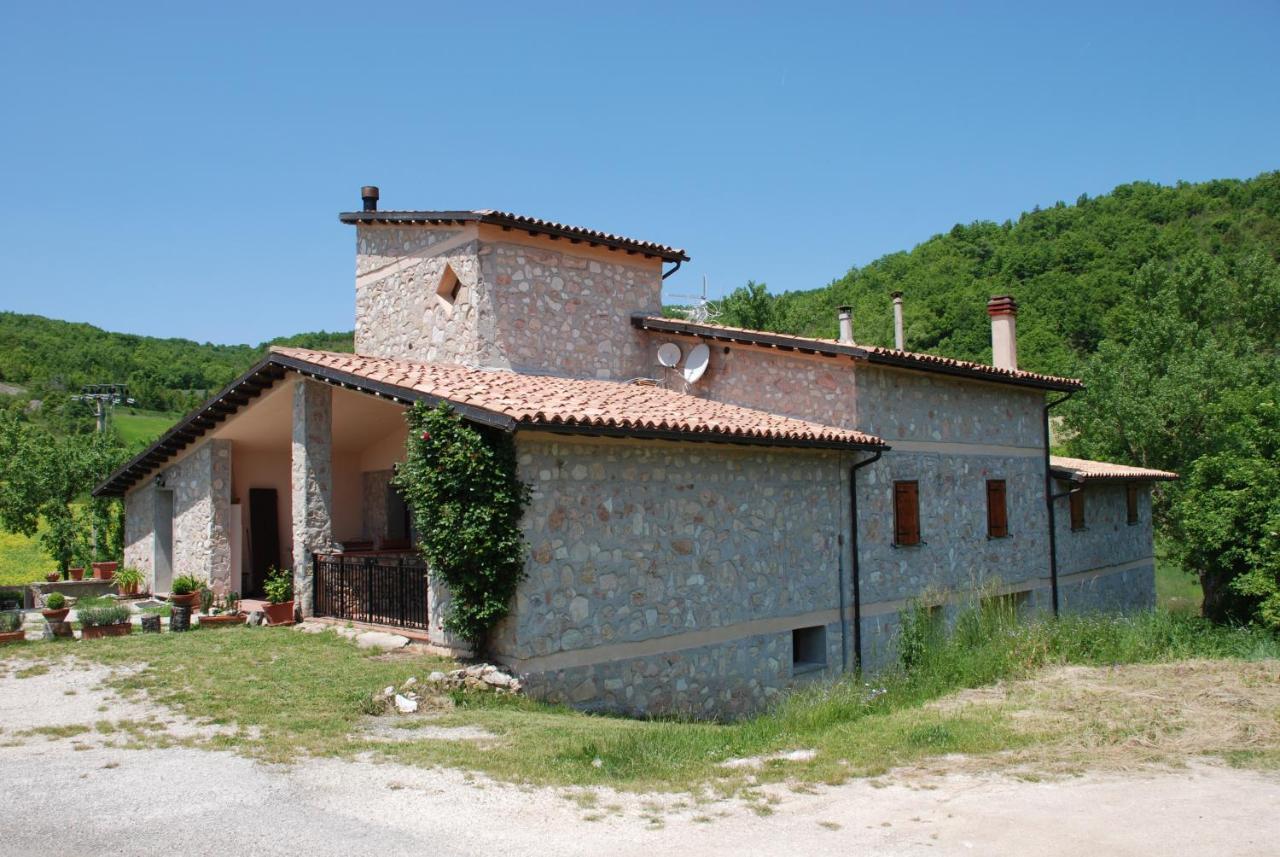 Casale La Torretta Bed & Breakfast Norcia Exterior photo